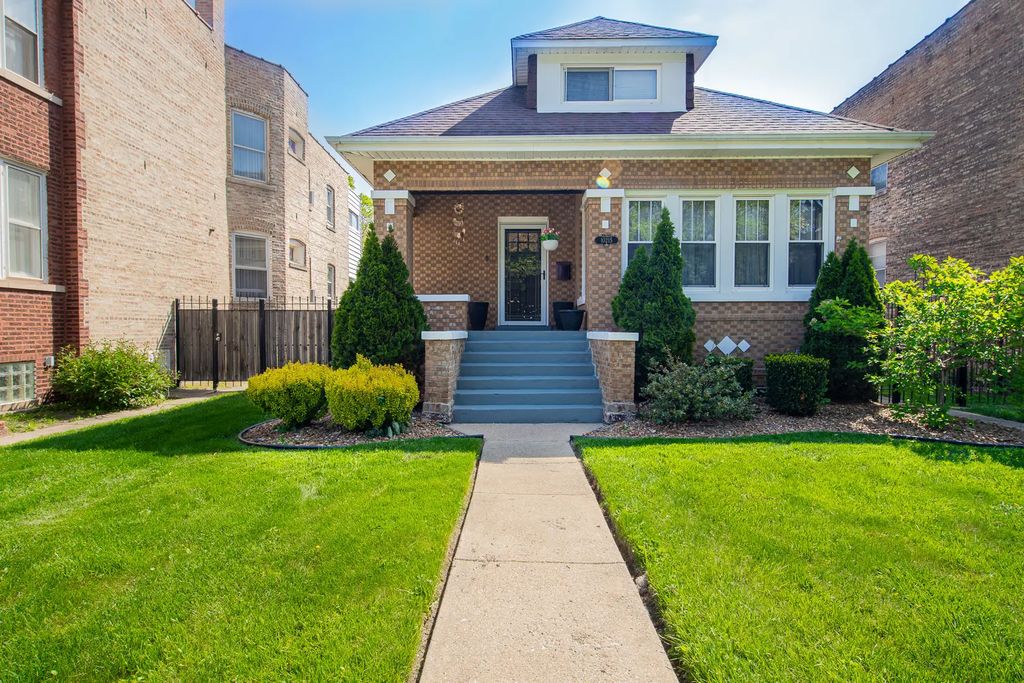 10215 S Charles Street, Chicago