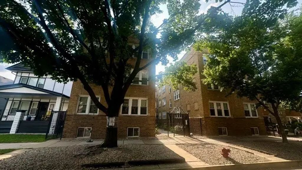 4728 N Kenneth Avenue 3e, Chicago