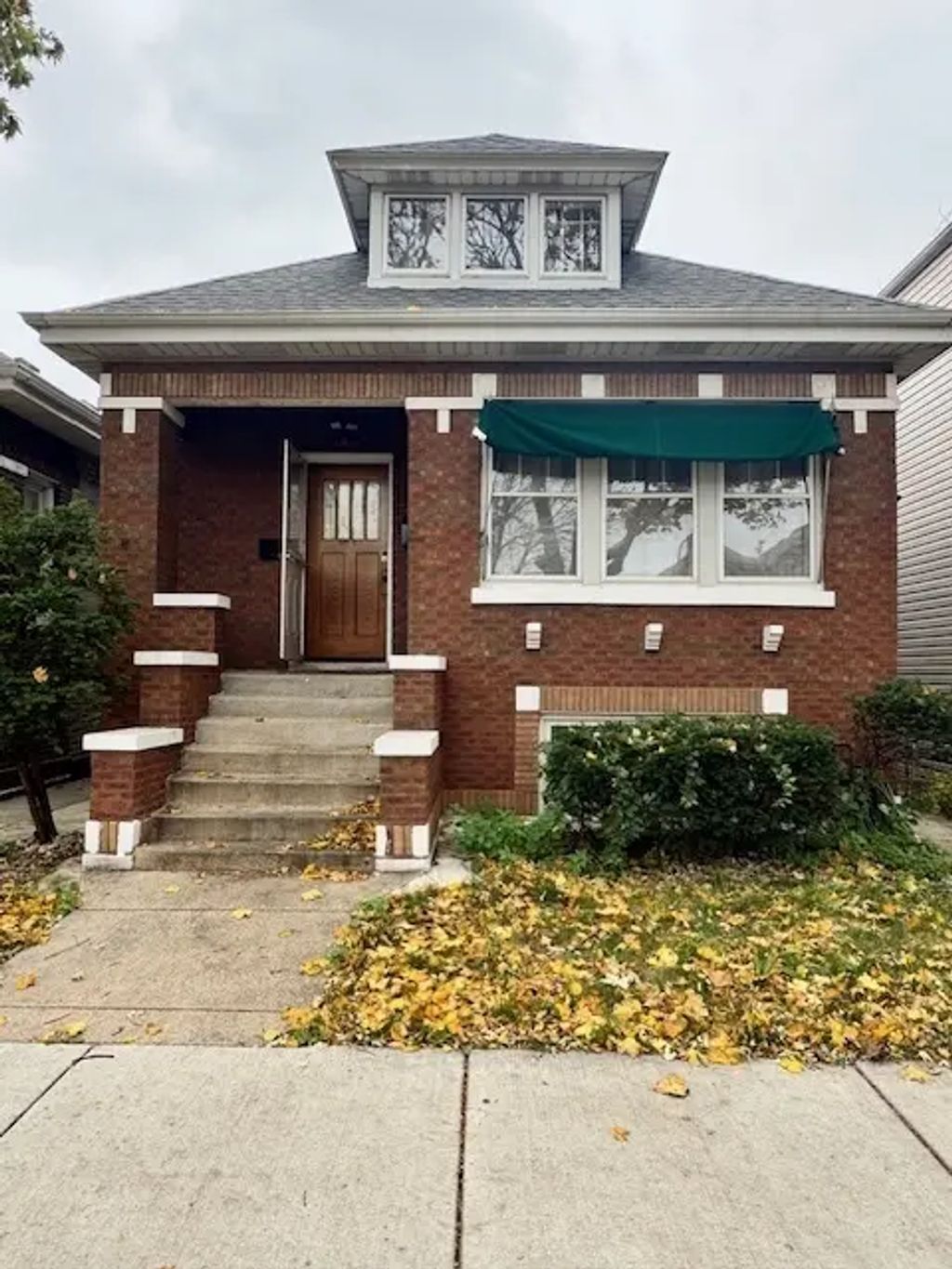 4923 S Komensky Avenue, Chicago