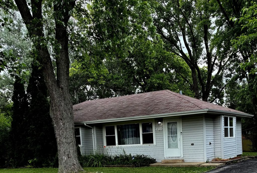 18733 Crawford Avenue, Flossmoor