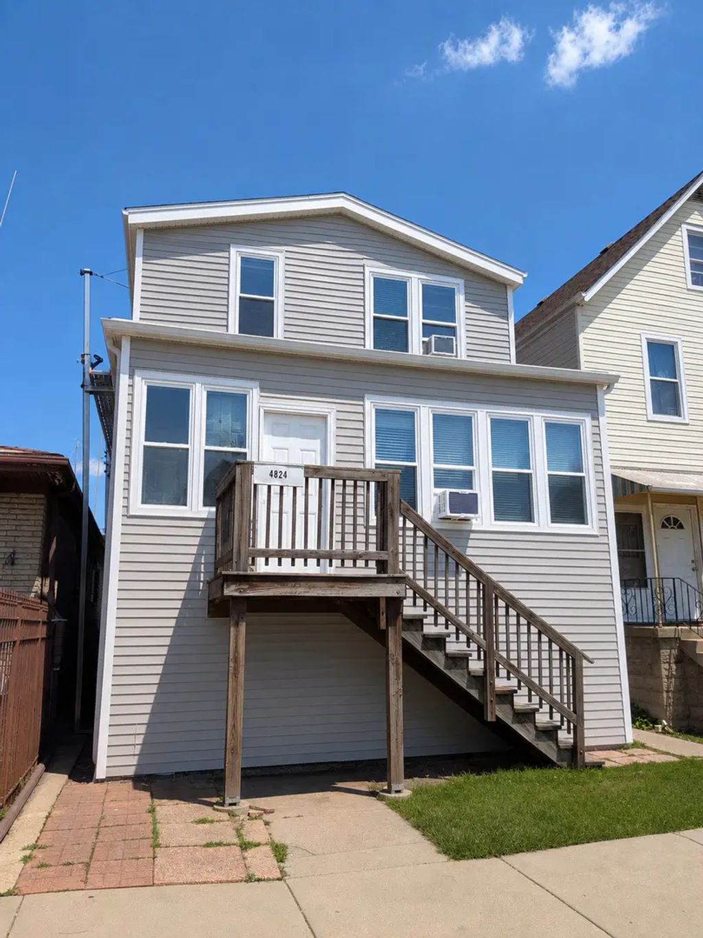 4824 W Byron Street, Chicago, 60641