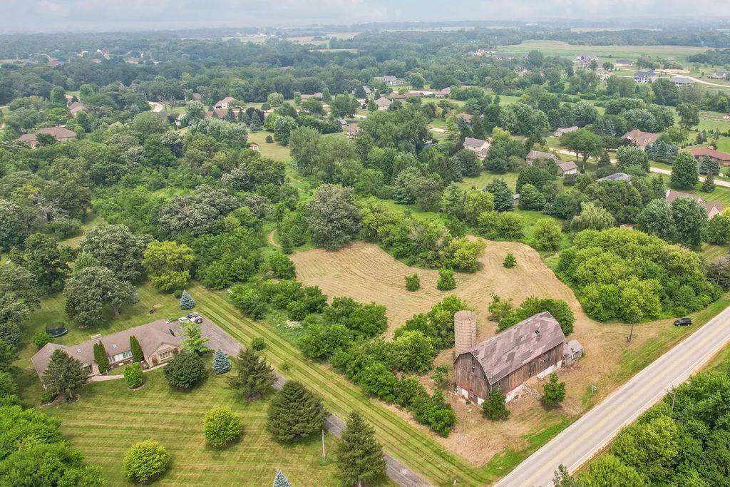 16129 Harmony Road, Huntley