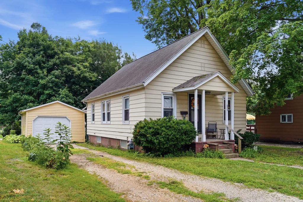309 12th Avenue, Rock Falls