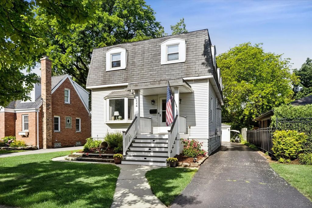 224 N Highland Avenue, Elmhurst