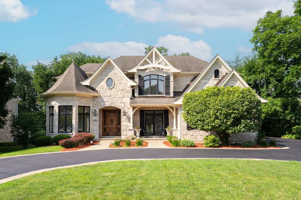 920 Raleigh Road, Glenview