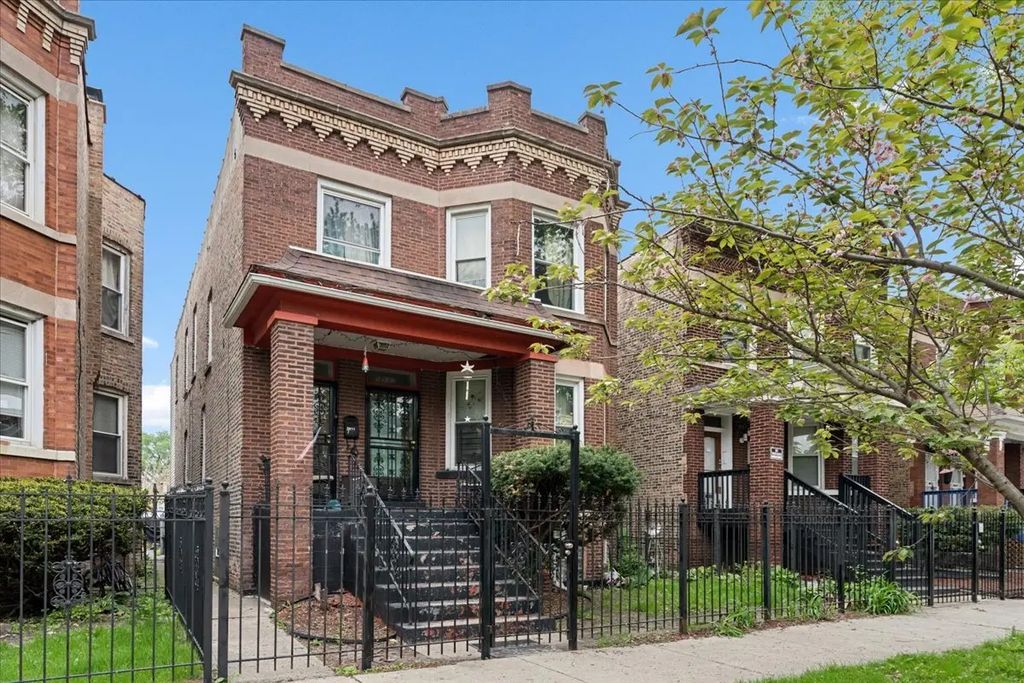 5937 S Maplewood Avenue, Chicago