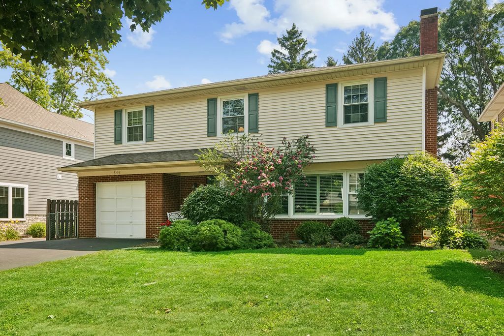 511 S Walnut Avenue, Arlington Heights
