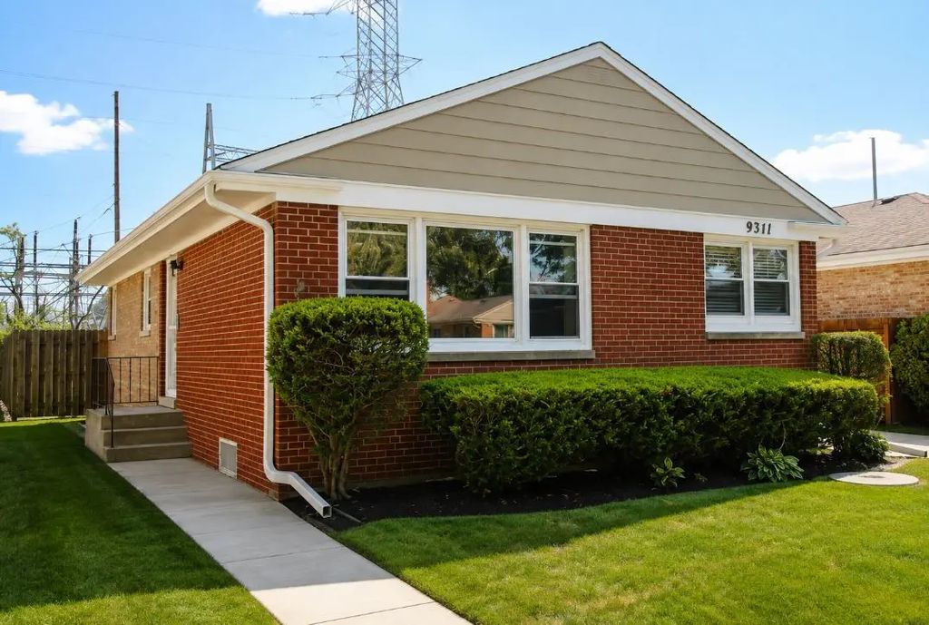 9311 Latrobe Avenue, Skokie, 60077