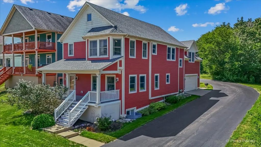 176 S Channing Street, Elgin