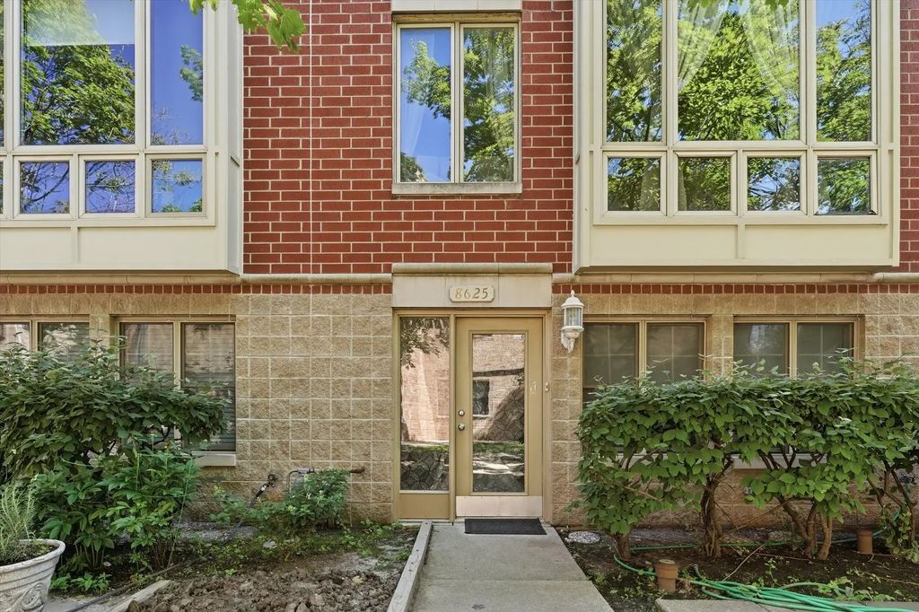 8625 Niles Center Road, Skokie, 60077