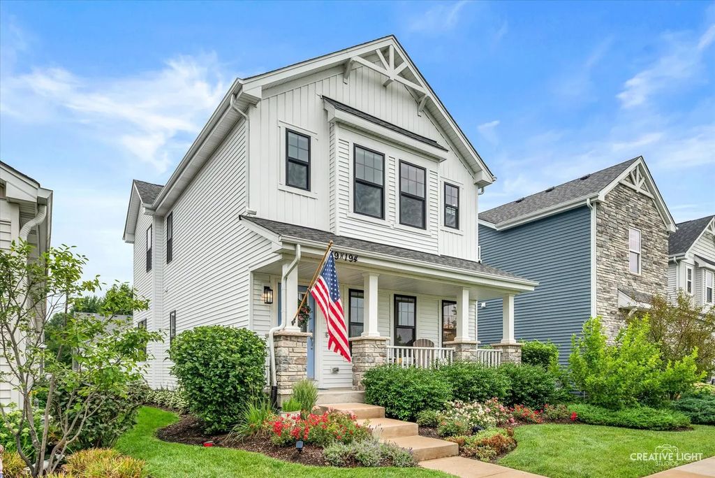 39w194 Water Way, Geneva