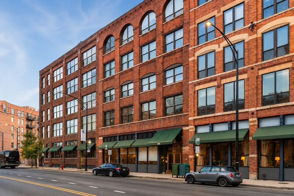 420 W Grand Avenue 2h, Chicago, 60654
