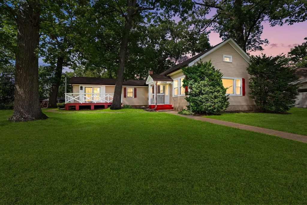 33945 N Prospect Drive, Grayslake