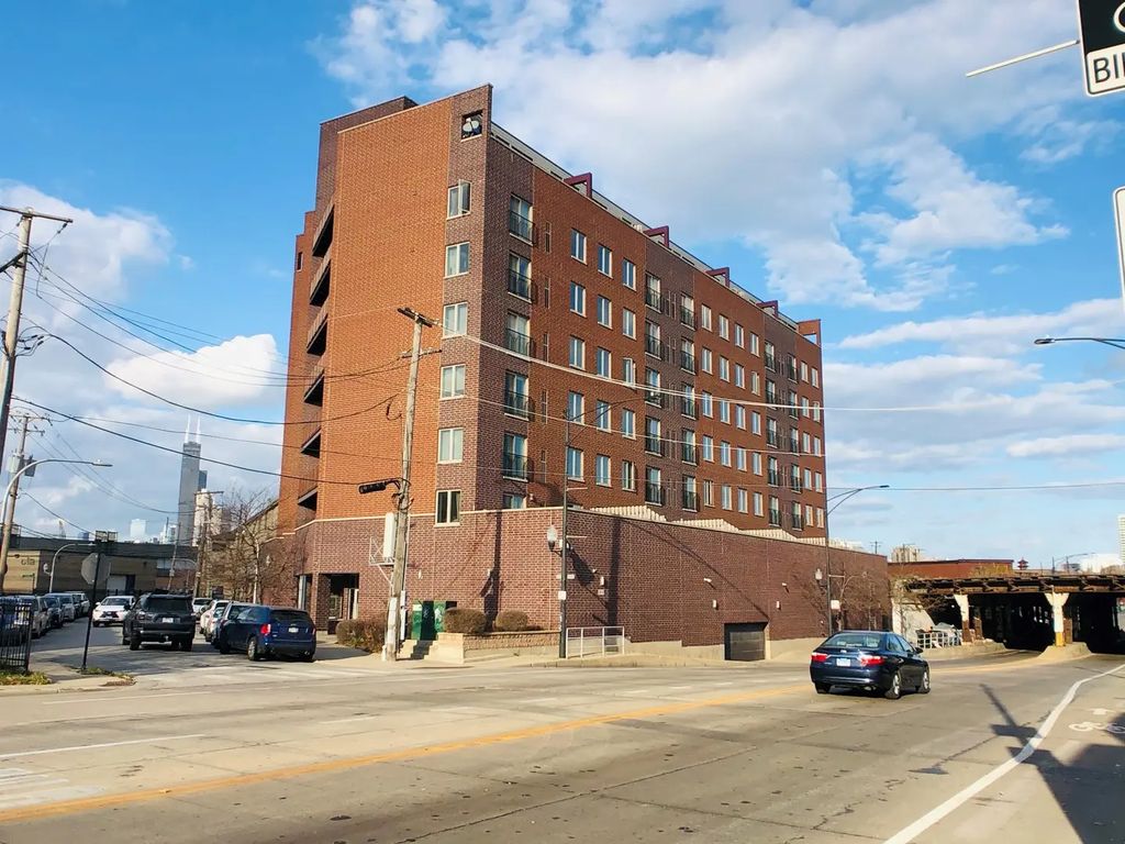 2272 S Archer Avenue 8b, Chicago, 60616
