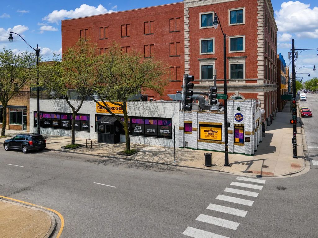 49 E Cermak Road, Chicago