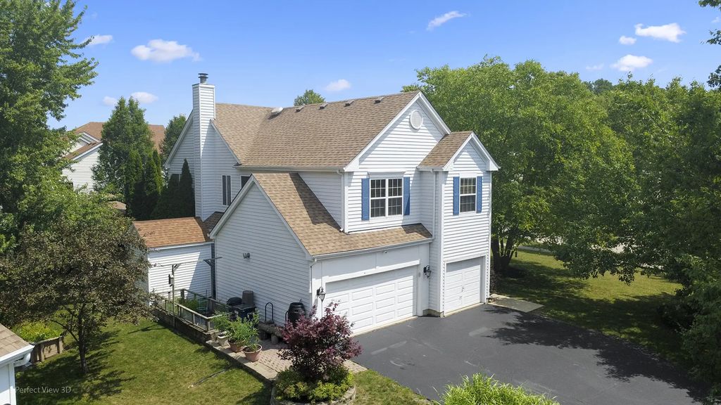 7770 Rippling Ridge Court, Gurnee