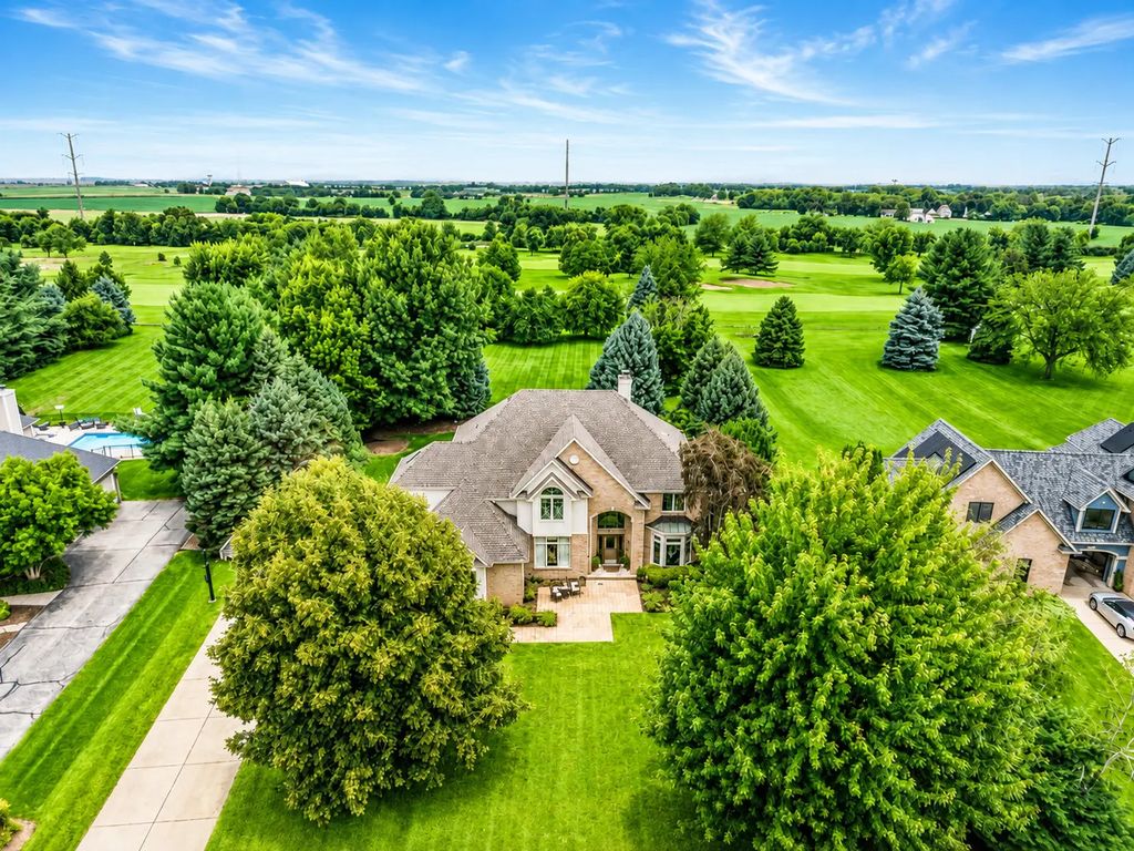 55 N Royal Oaks Drive, Bristol