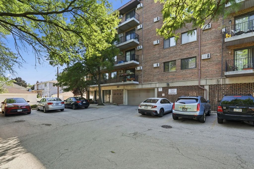 2320 N Nordica Avenue 410d, Chicago, 60707