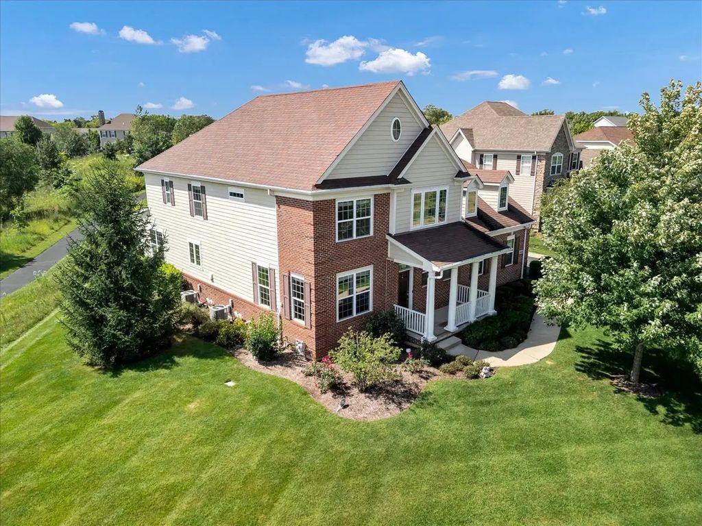 23590 Sanctuary Club Drive, Kildeer