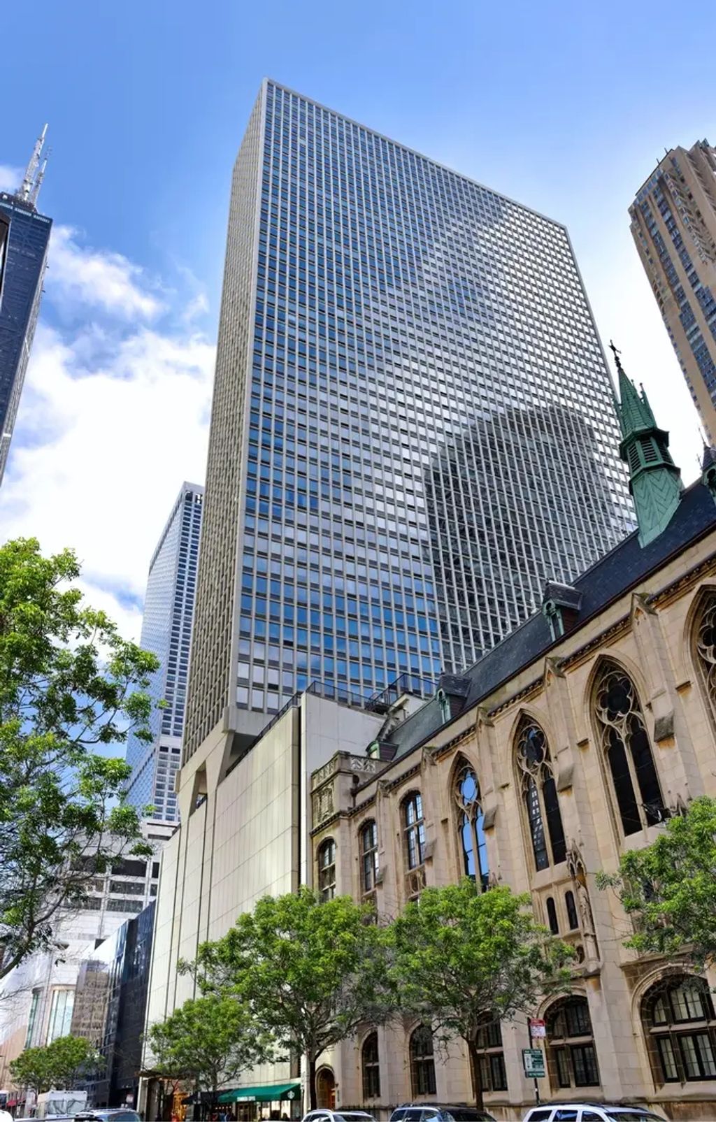 111 E Chestnut Street 42f, Chicago, 60611