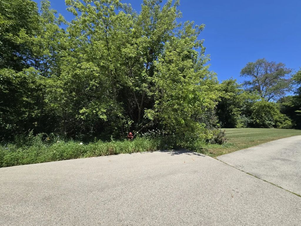 Greenview Avenue, Park City