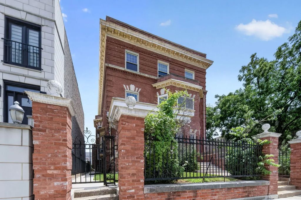 4541 S Forrestville Avenue, Chicago