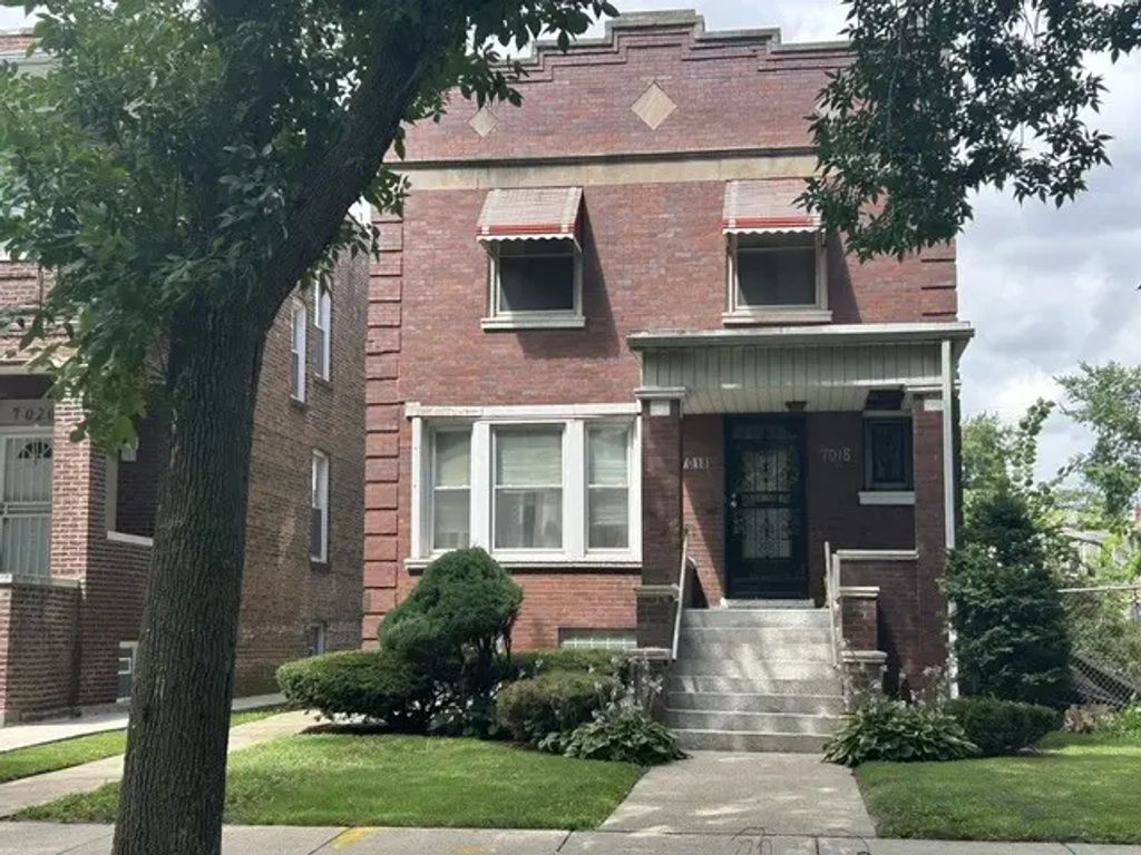 7018 S Calumet Avenue, Chicago, 60637