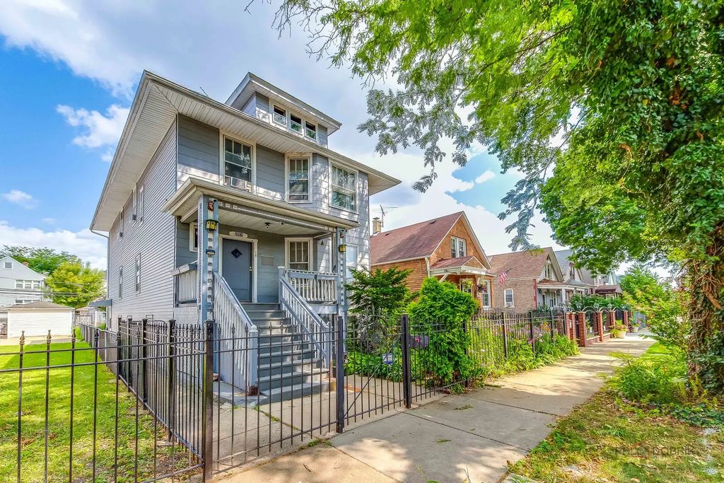 2051 N Kilbourn Avenue, Chicago