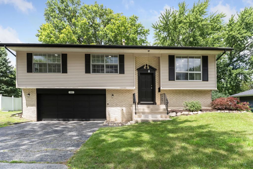 2151 Baker Street, Aurora