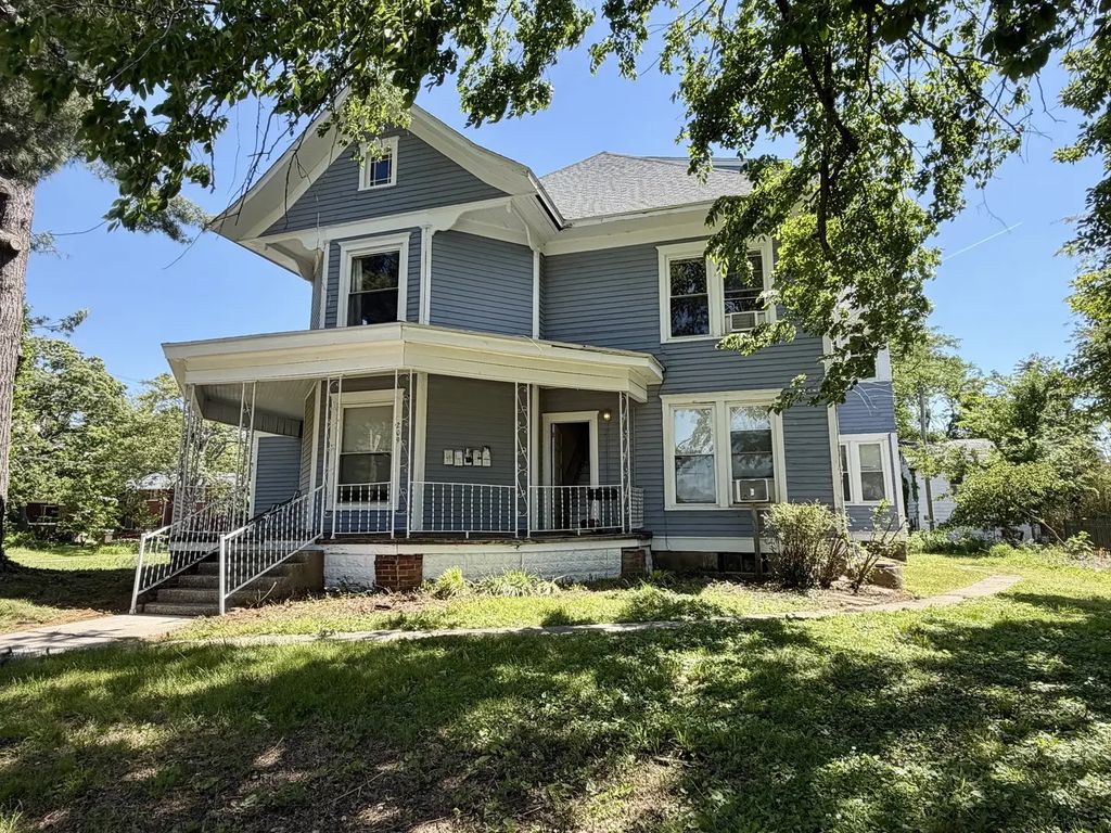 209 N Springer Street, Carbondale