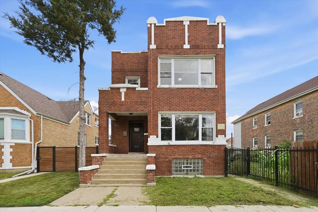 7037 S Washtenaw Avenue, Chicago, 60629