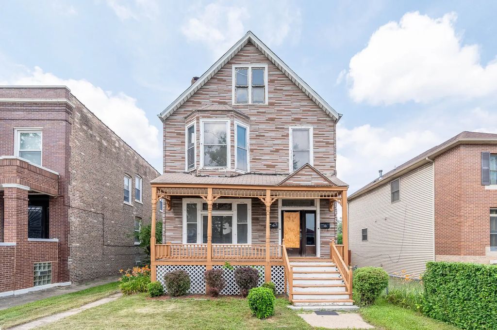 7110 S Ellis Avenue, Chicago