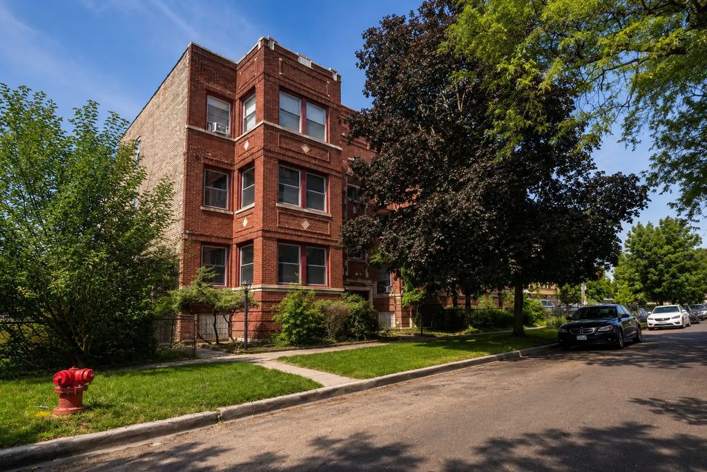 1528 E 74th Place 1w, Chicago