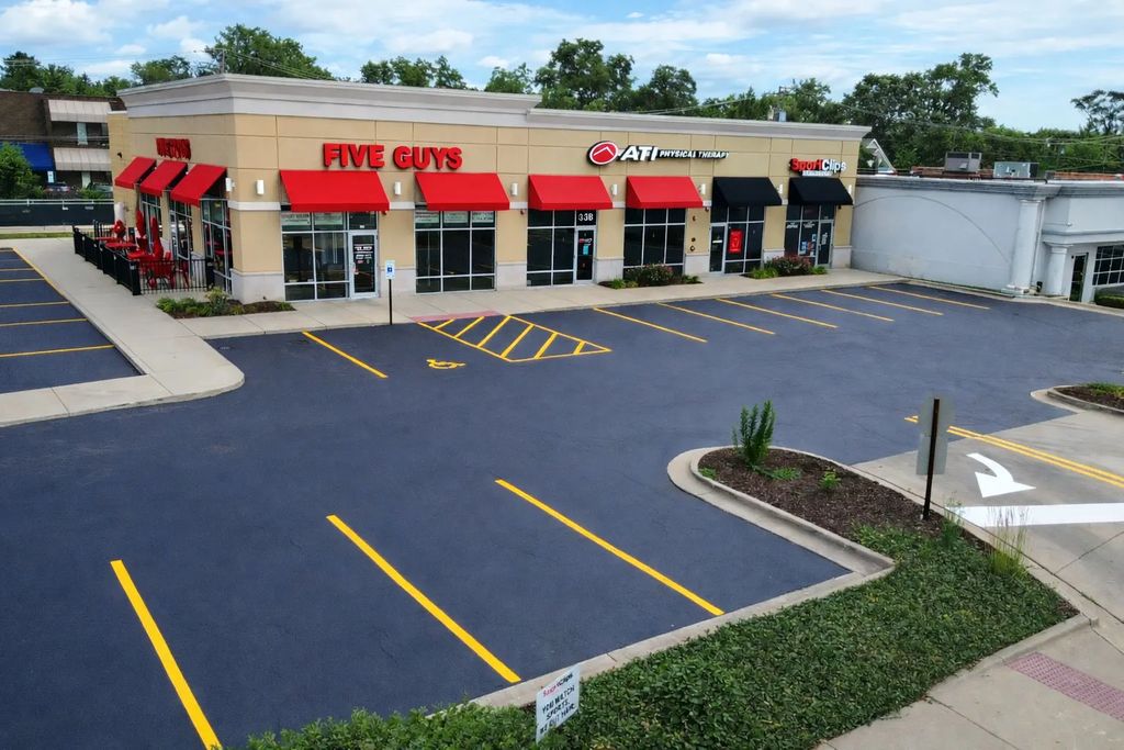 336 Ogden Avenue, Downers Grove