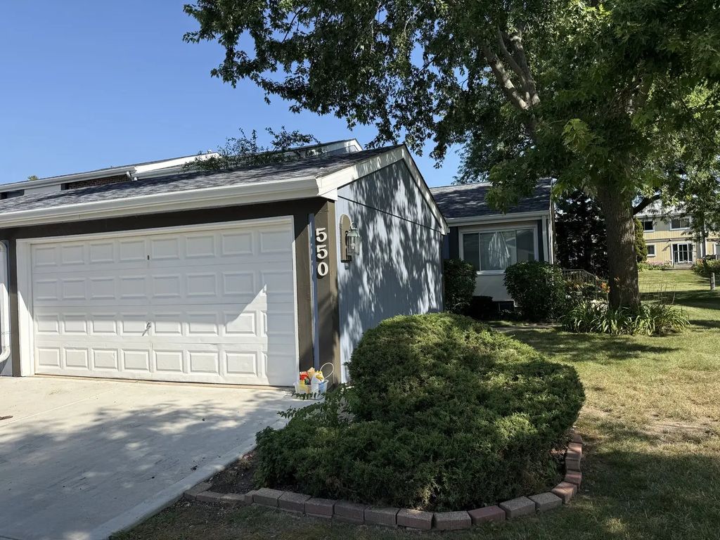 550 Sundance Drive, Bolingbrook