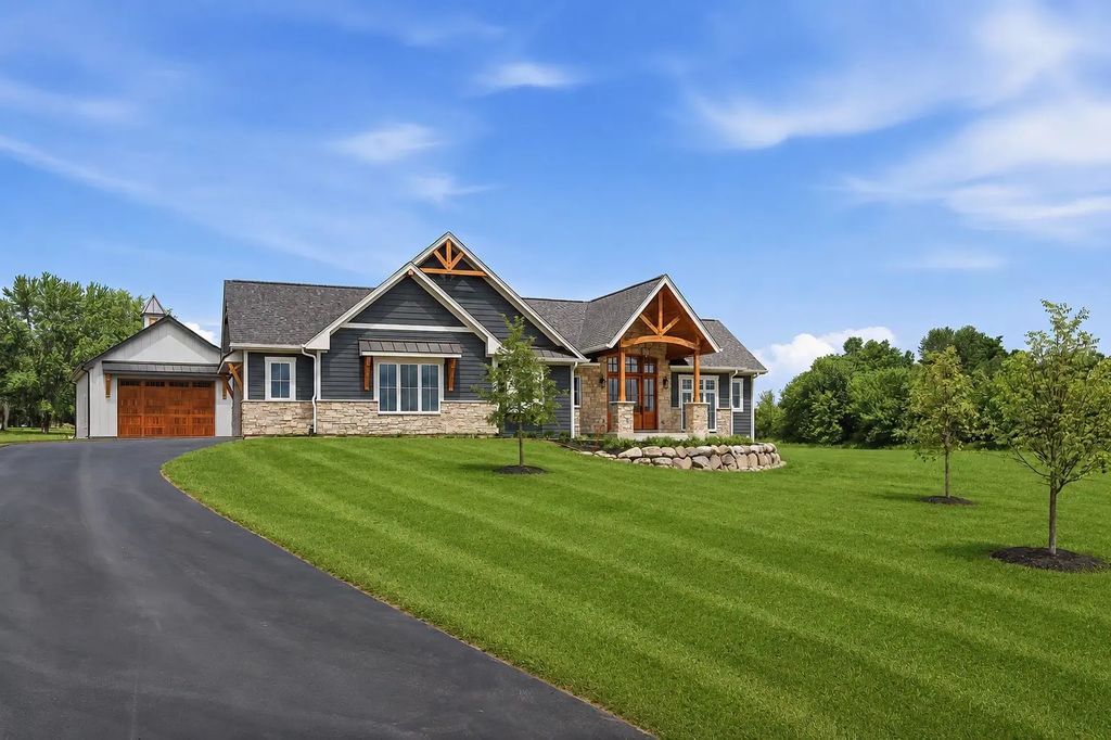 7811 Hidden Pine Lane, Richmond