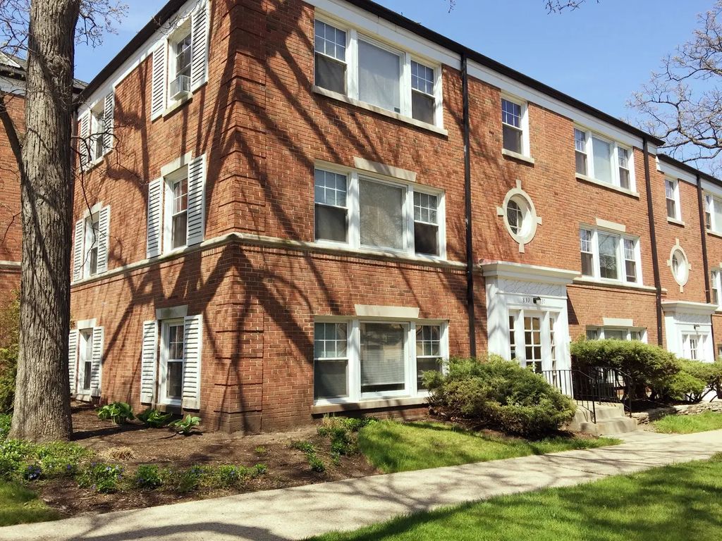 837 Mulford Street 2, Evanston