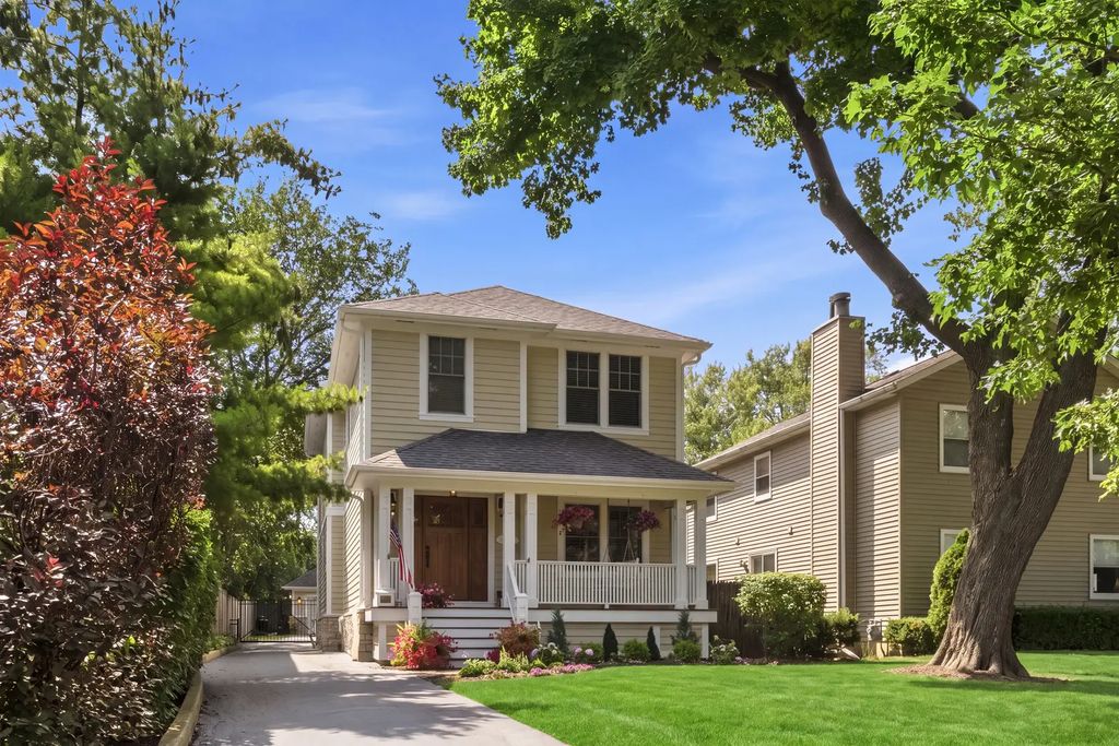1308 Edgewood Road, Lake Forest, 60045