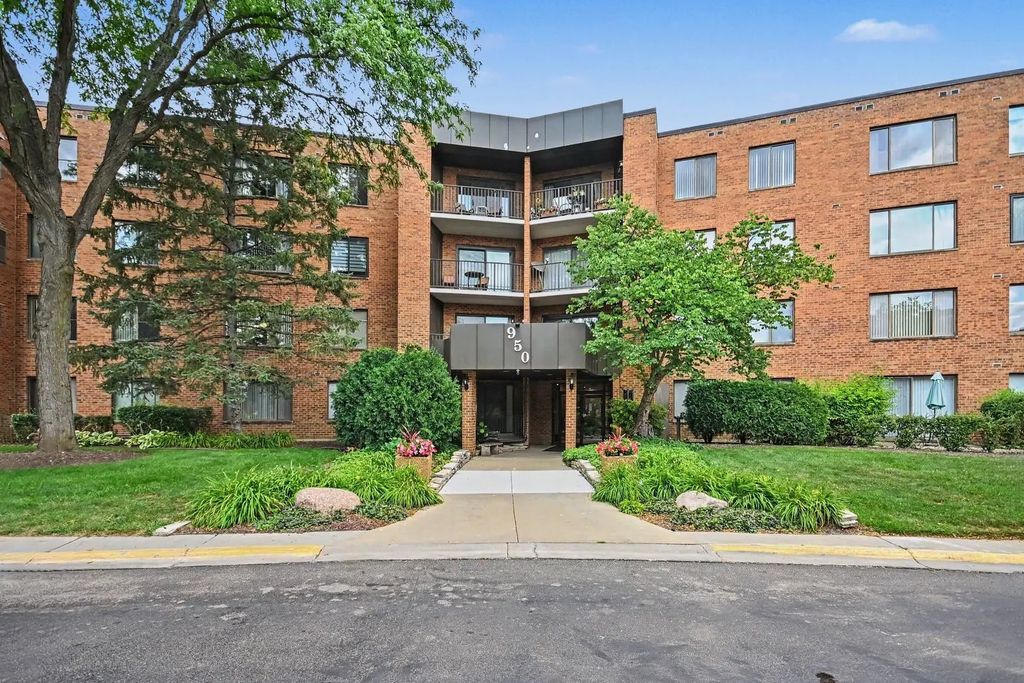 950 E Wilmette Road 408, Palatine