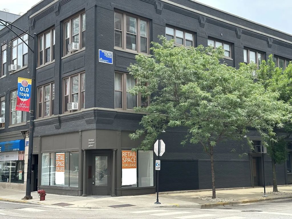 245 W North Avenue, Chicago