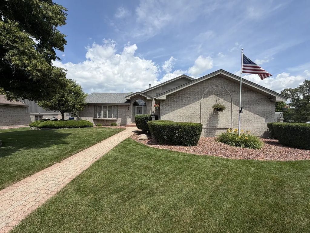 10708 Willow Avenue, Mokena