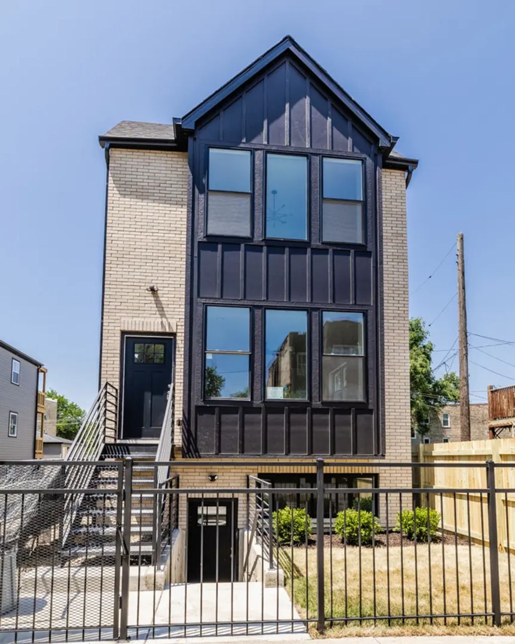 544 N Lawndale Avenue, Chicago, 60624