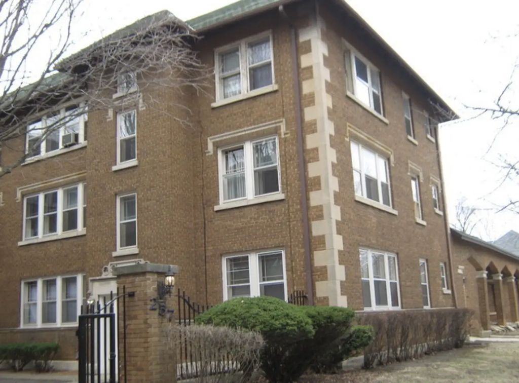 257 N Wilcox Street 108, Joliet