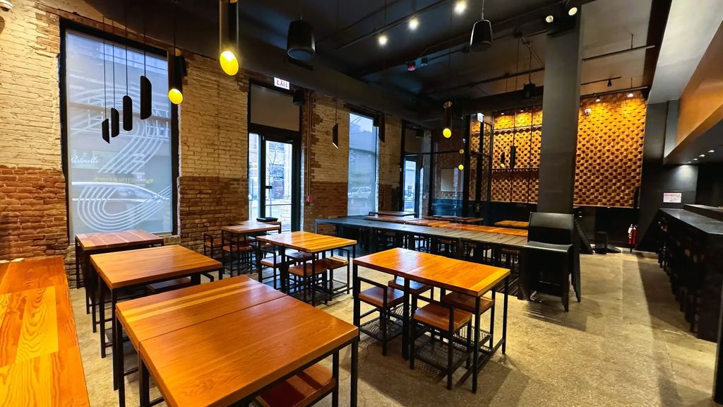 163 N Sangamon Street, Chicago, 60607