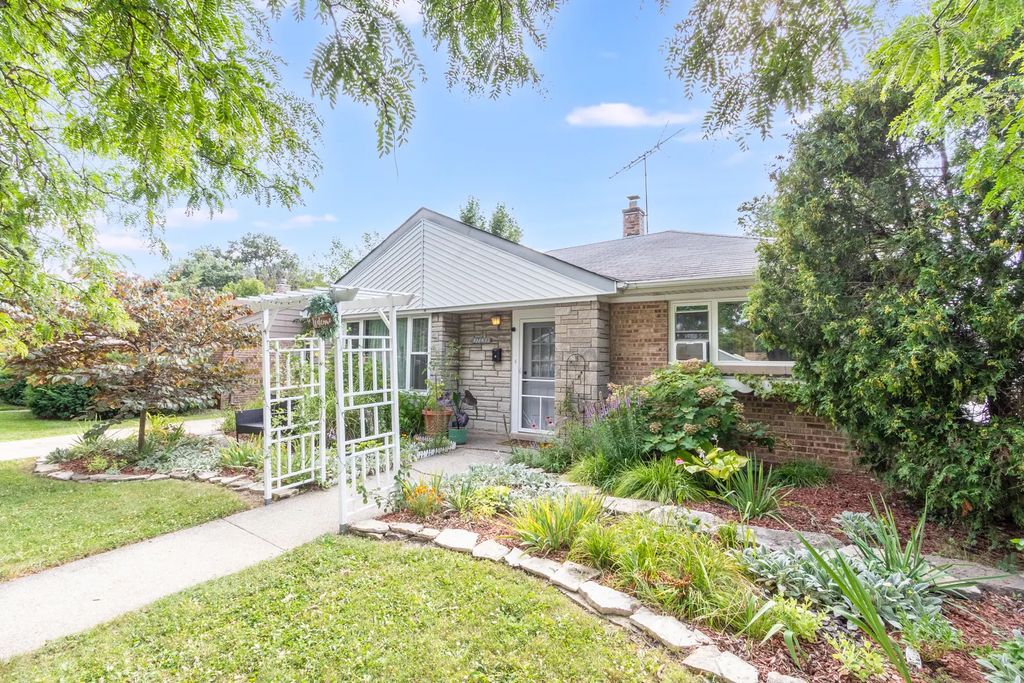 17638 Roosevelt Avenue, Homewood