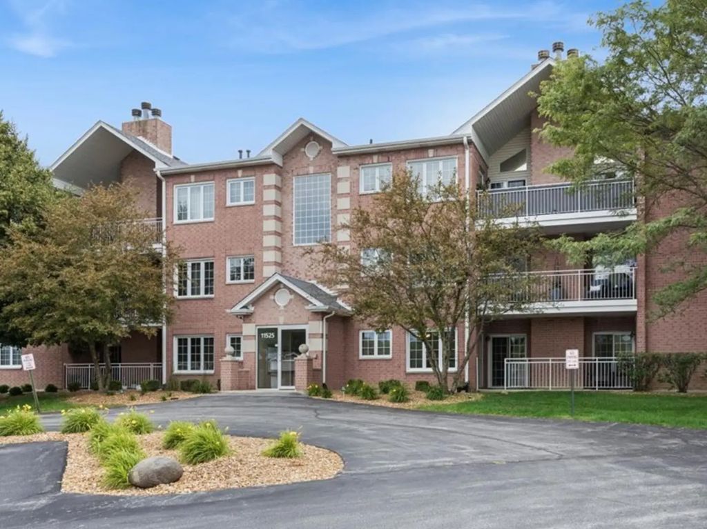 11525 Settlers Pond Way 1d, Orland Park