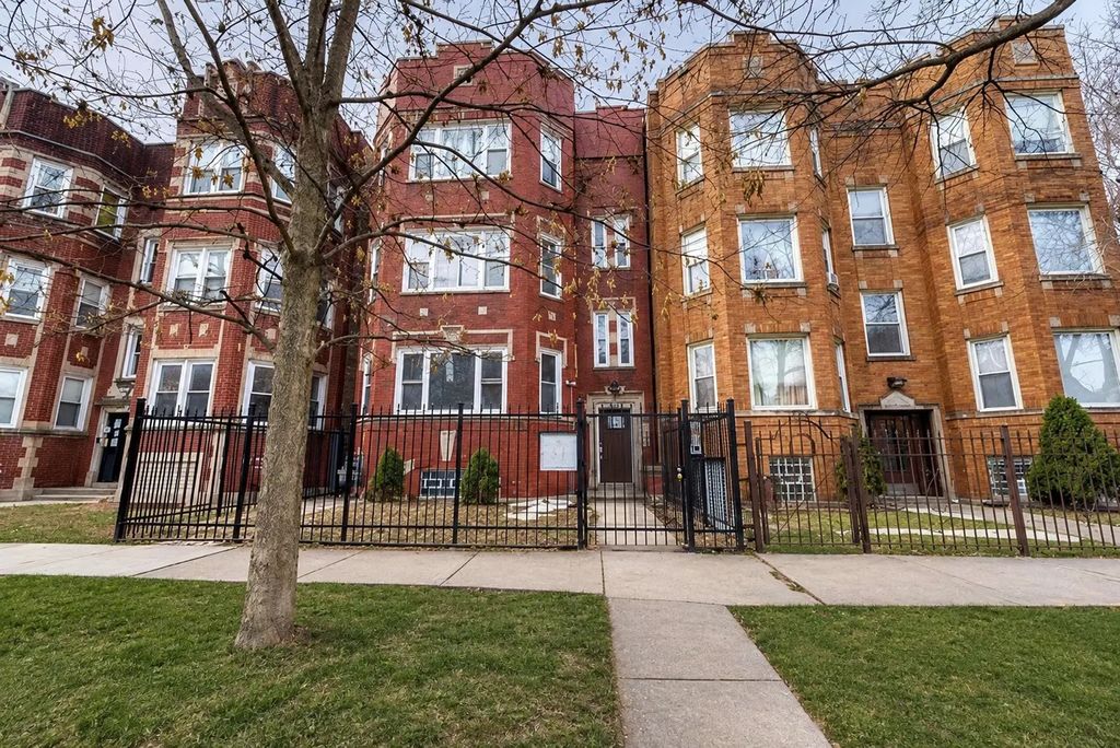 7944 S Ellis Avenue 1, Chicago