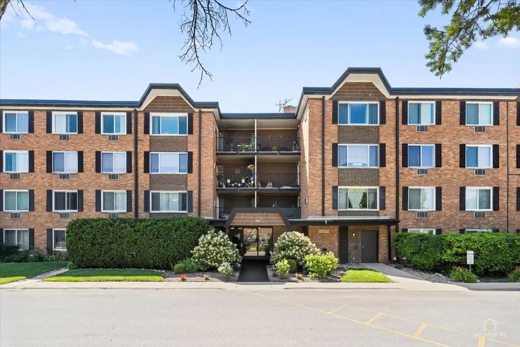 1206 S New Wilke Road 306, Arlington Heights