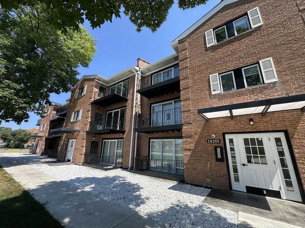 10205 Dearlove Road 102, Glenview, 60025