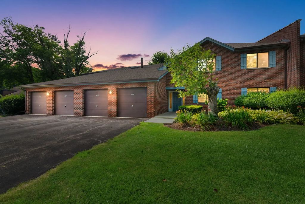 1824 Portsmouth Drive C, Lisle